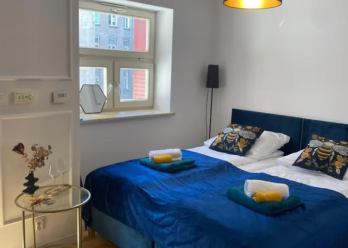 Queen Bee Apartments Cracow Old Town